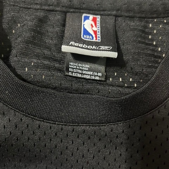 2006 NBA Miami Heat Reebok Dwayne Wade Jersey - Picture 5 of 7